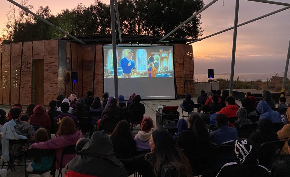 Asistentes a funcion de cine verano CALA